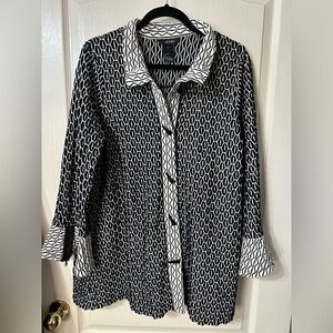 Ali Miles Black and White Geometric Jacket